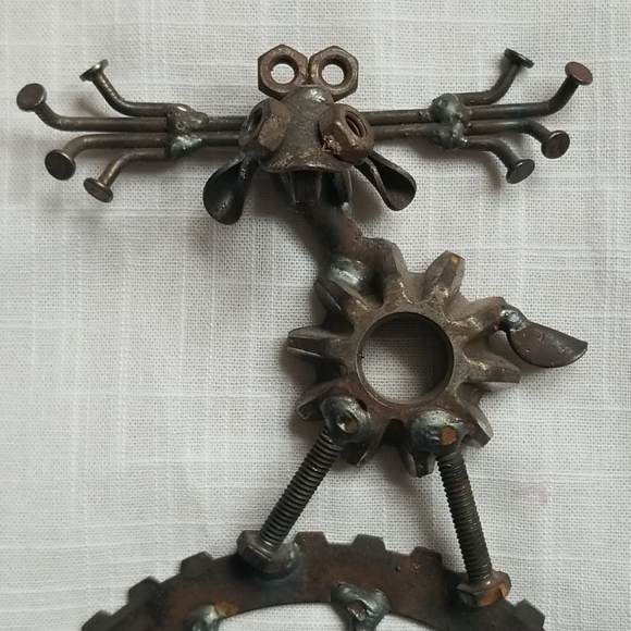 ๐ UNIQUE Handmade Moose Screws & Nails Key Holder - Picture 2 of 10